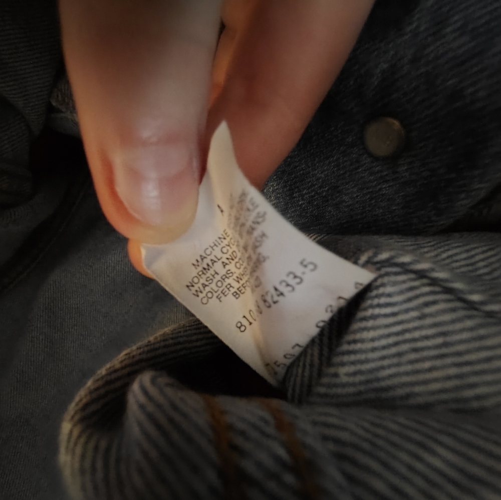 Levi's Denim Jacket - Picture 5 of 6